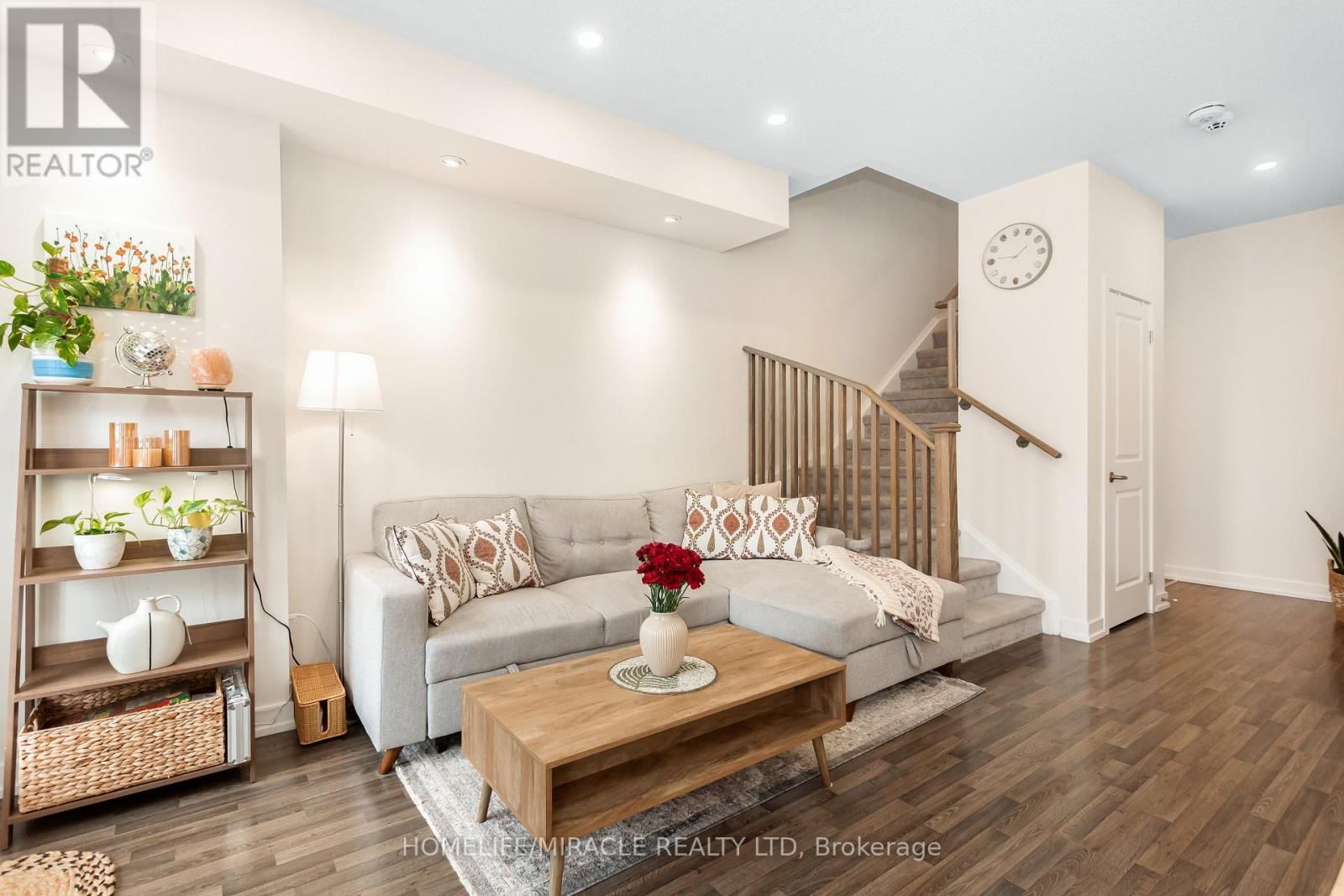 285 DALHOUSIE STREET Image 26