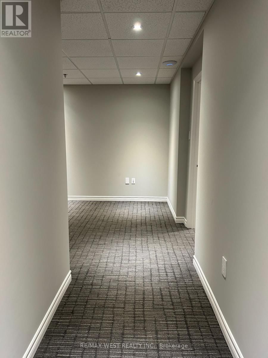 3 - 176 RIVERMEDE ROAD Image 9