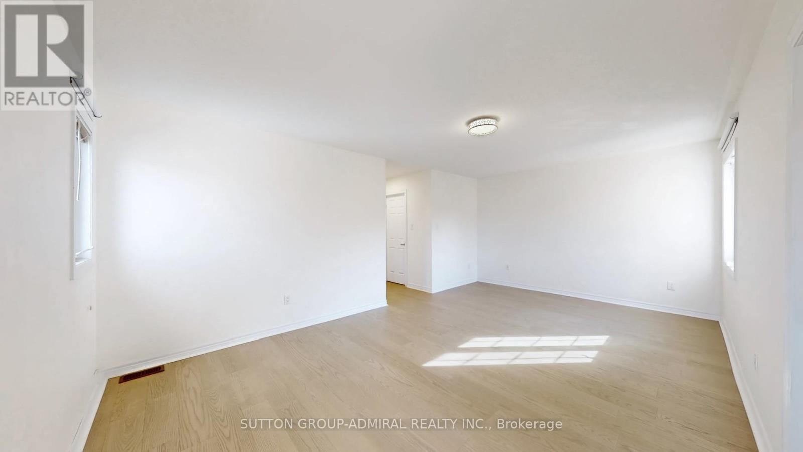 75 LAUDERDALE DRIVE Image 26