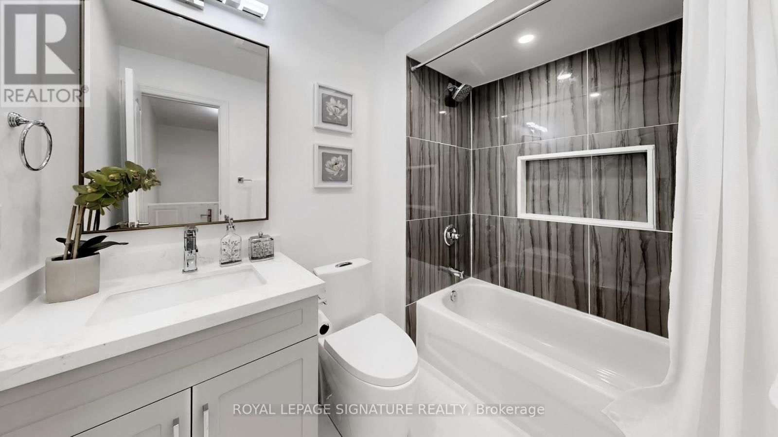 2864 BUR OAK AVENUE Image 15