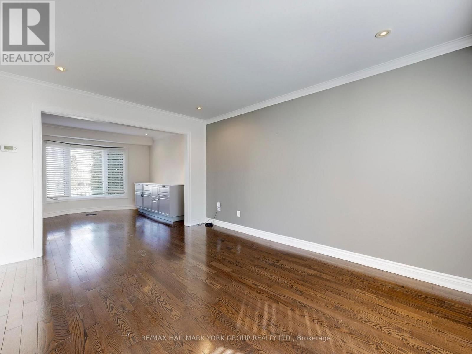 42 BUCHANAN CRESCENT Image 7