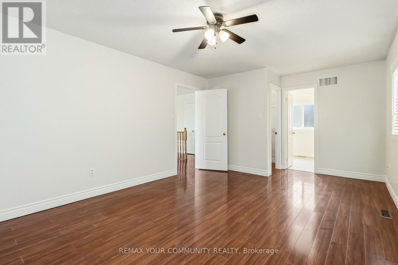 120 SHAFTSBURY AVENUE Image 18