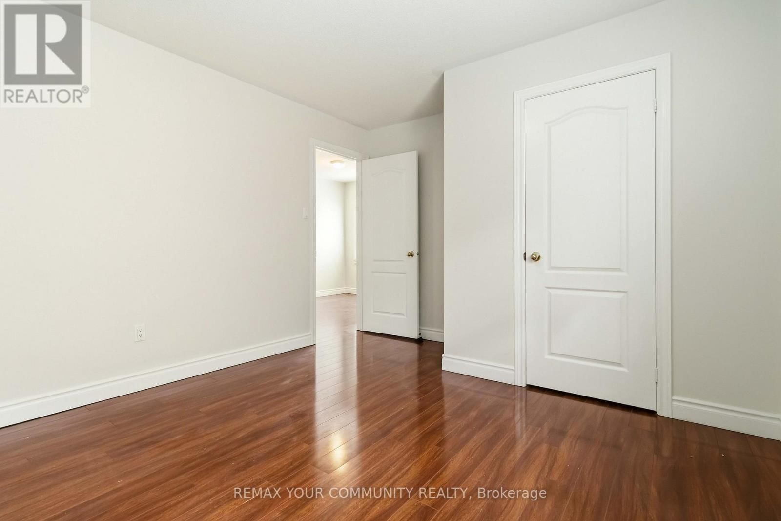 120 SHAFTSBURY AVENUE Image 26