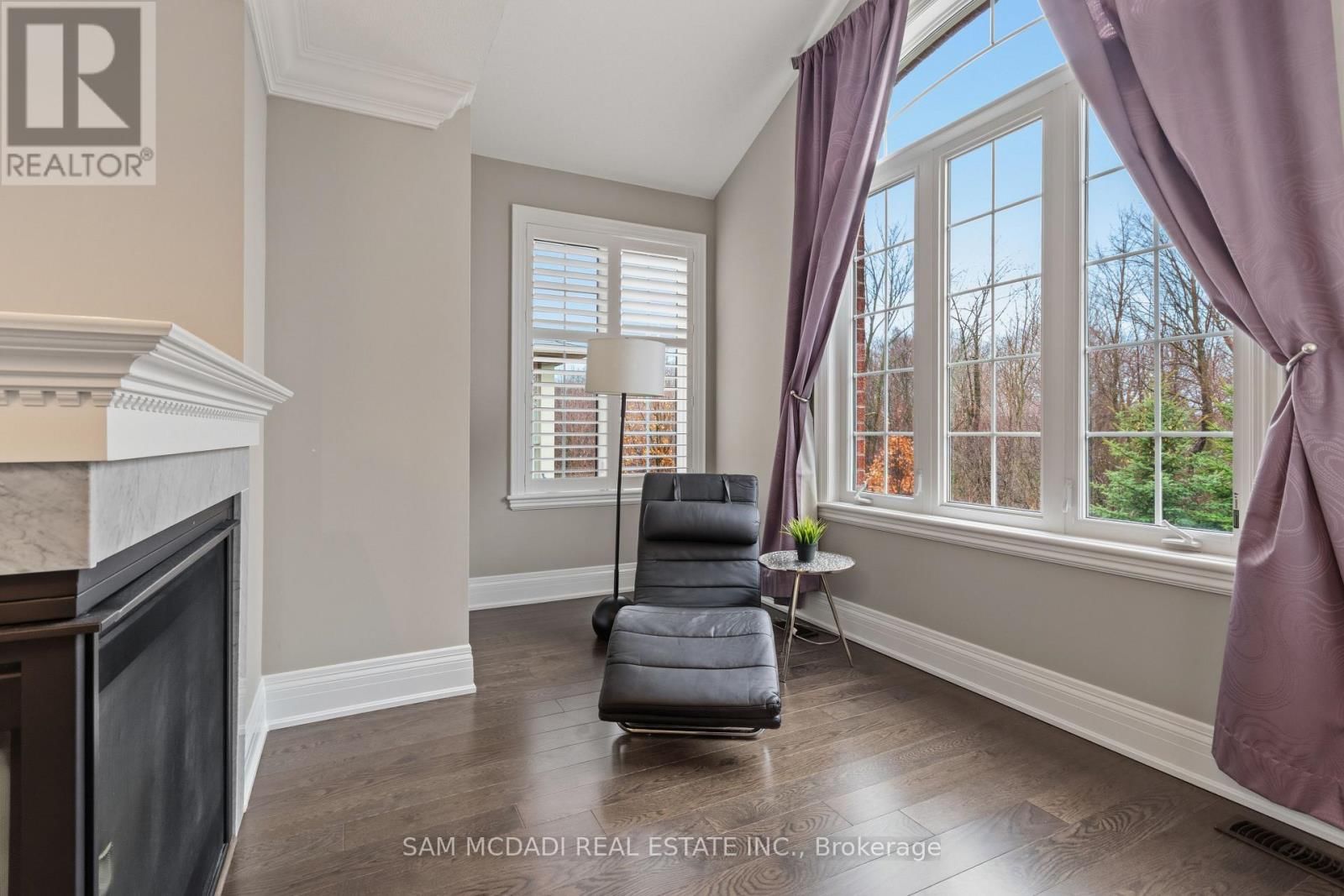 92 HEINTZMAN CRESCENT Image 25