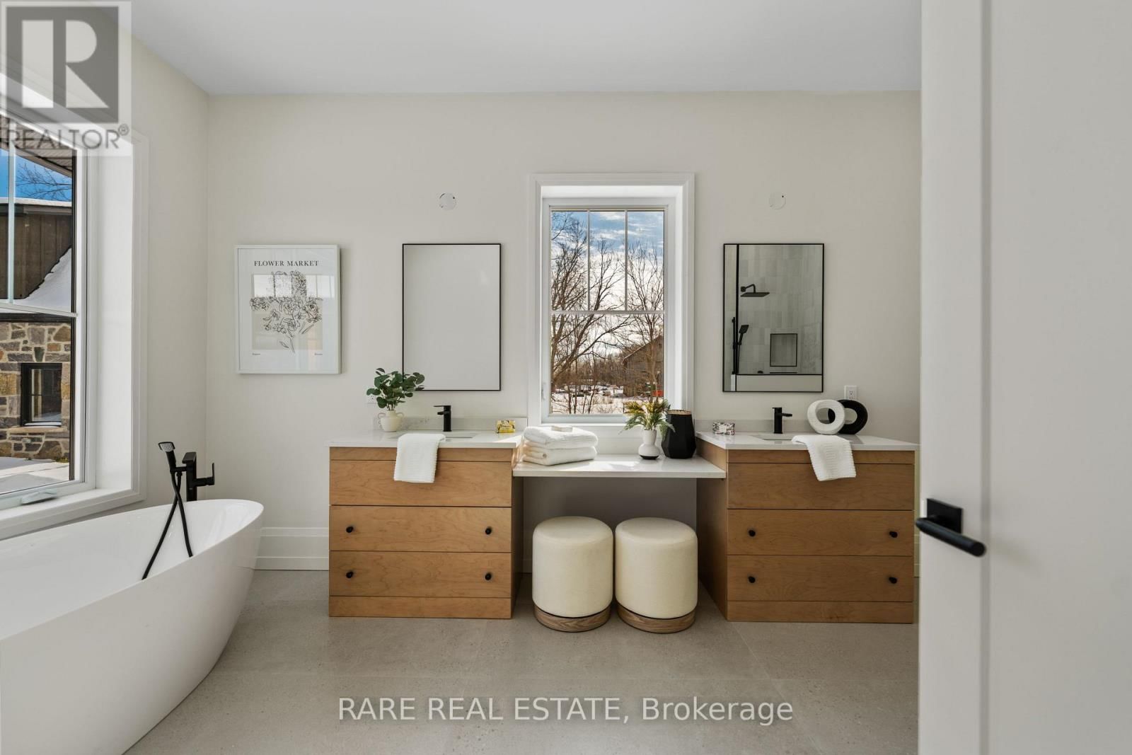 1109 2ND LINE Image 22