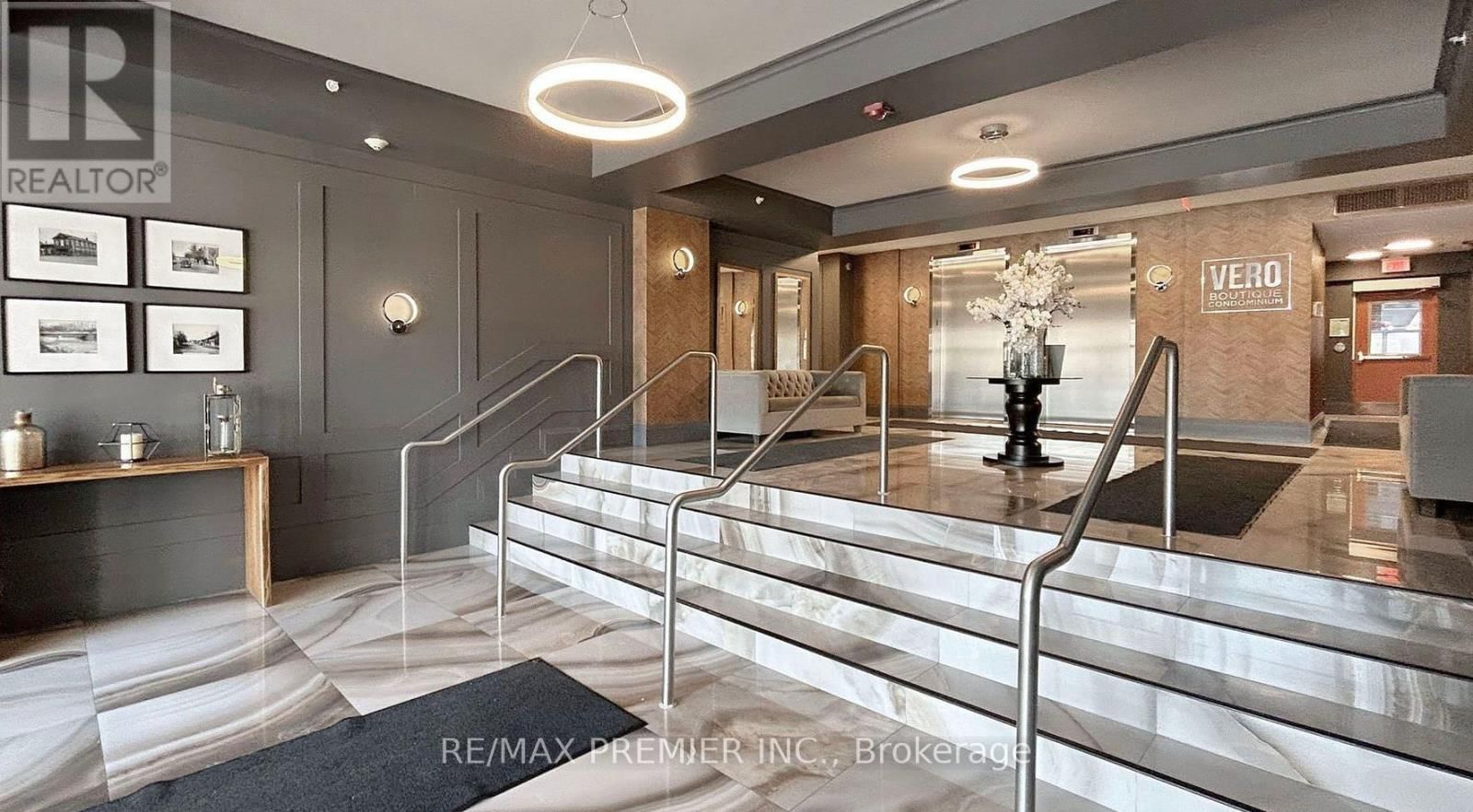 513 - 8302 ISLINGTON AVENUE Image 2