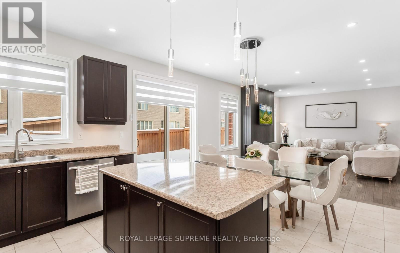 95 SELBY CRESCENT Image 13