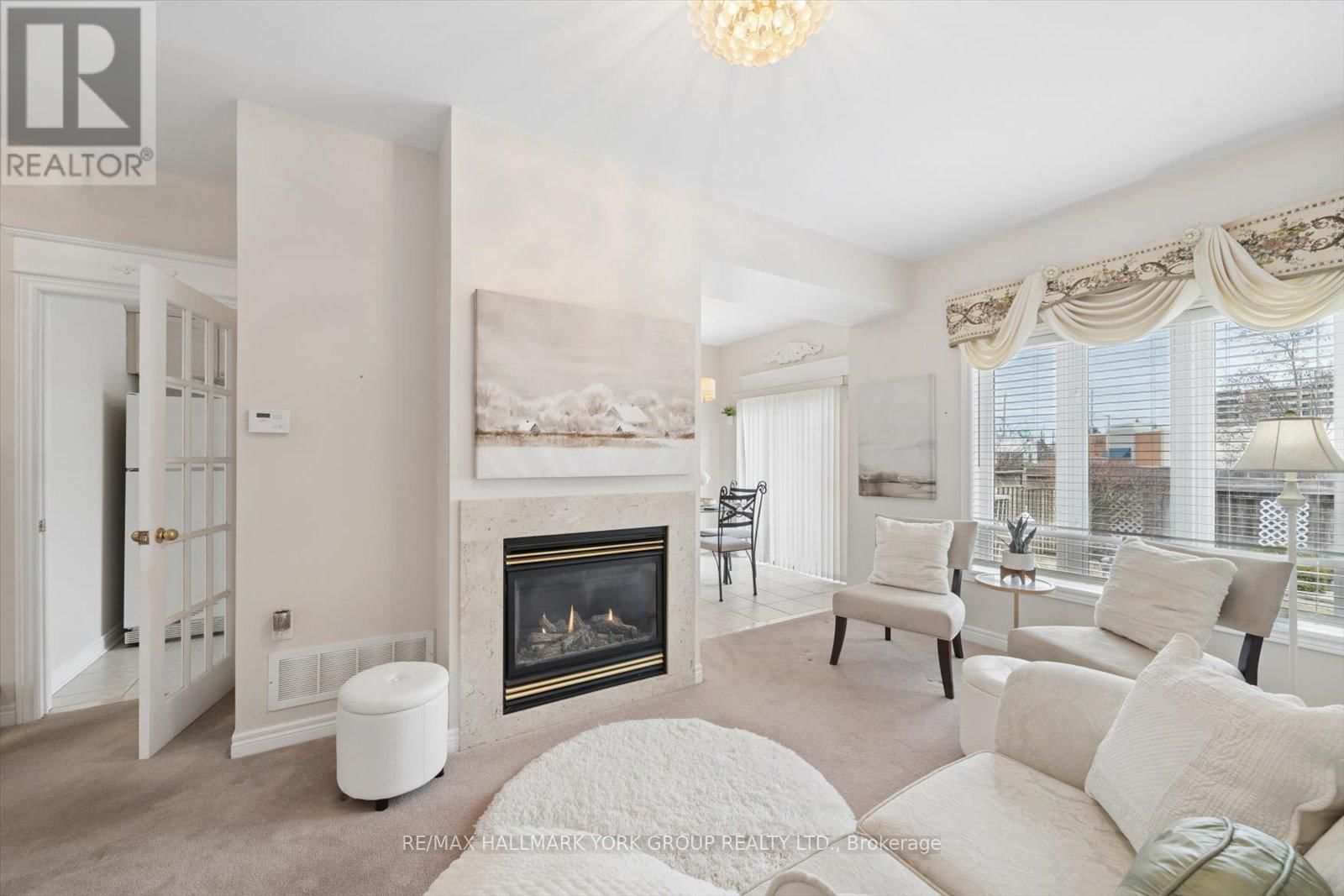 30 JORDANRAY BOULEVARD Image 13