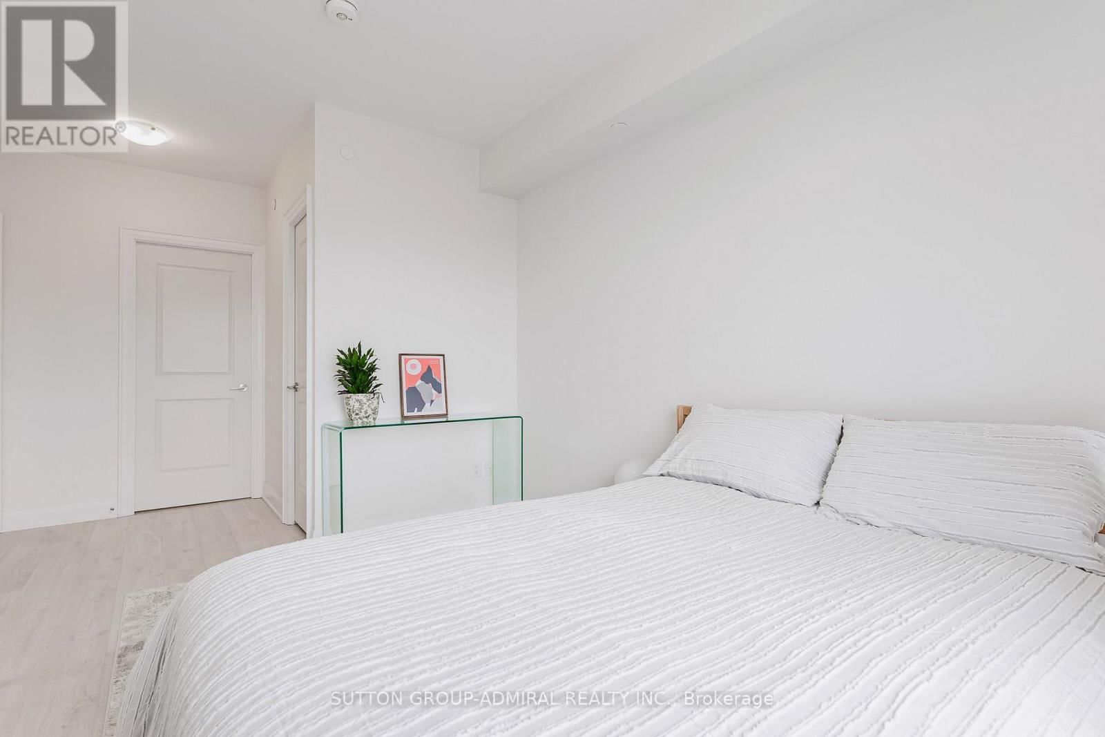 706 - 20 GATINEAU DRIVE Image 15