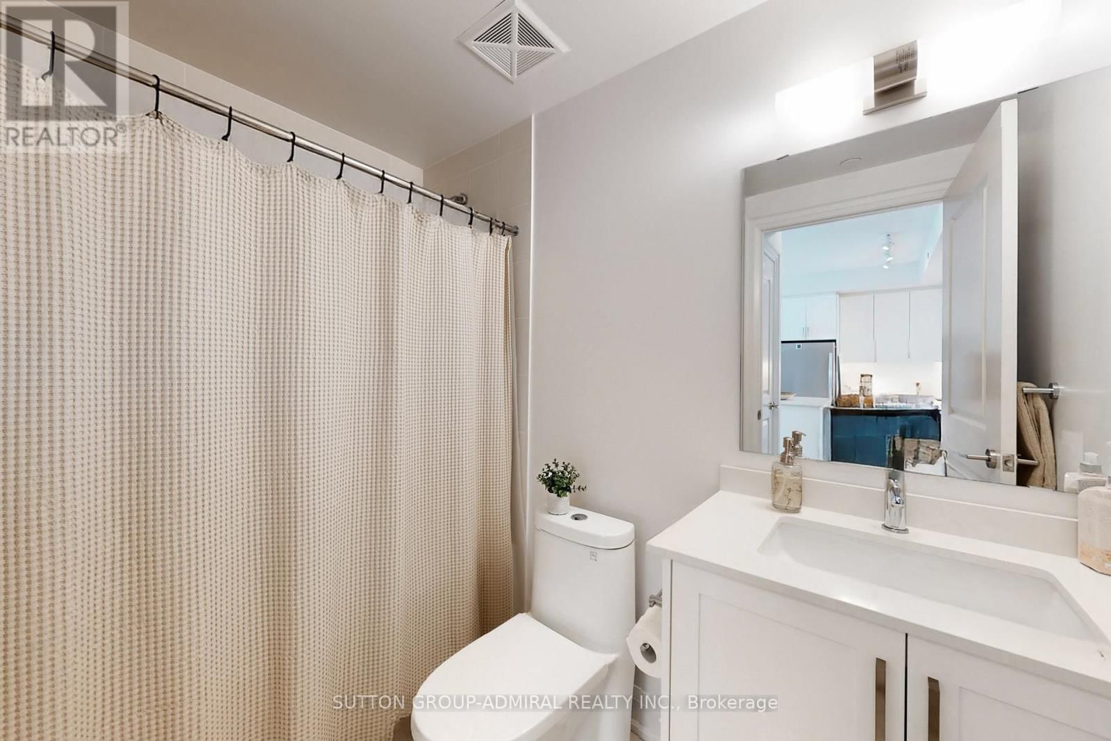 706 - 20 GATINEAU DRIVE Image 21