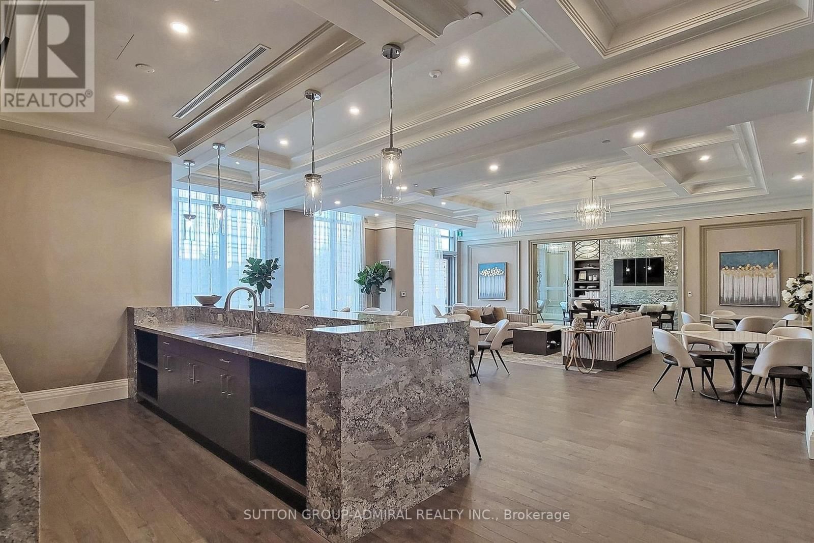 706 - 20 GATINEAU DRIVE Image 29