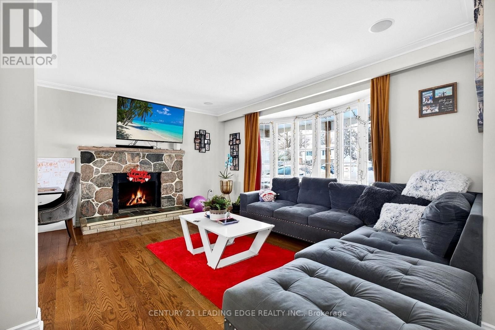 24 LINCOLN GREEN DRIVE Image 8