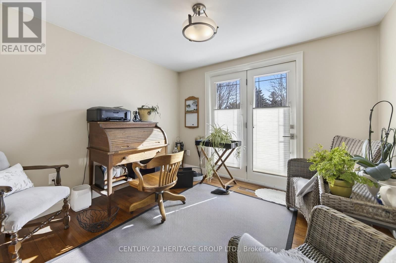 4371 11TH LINE Image 22