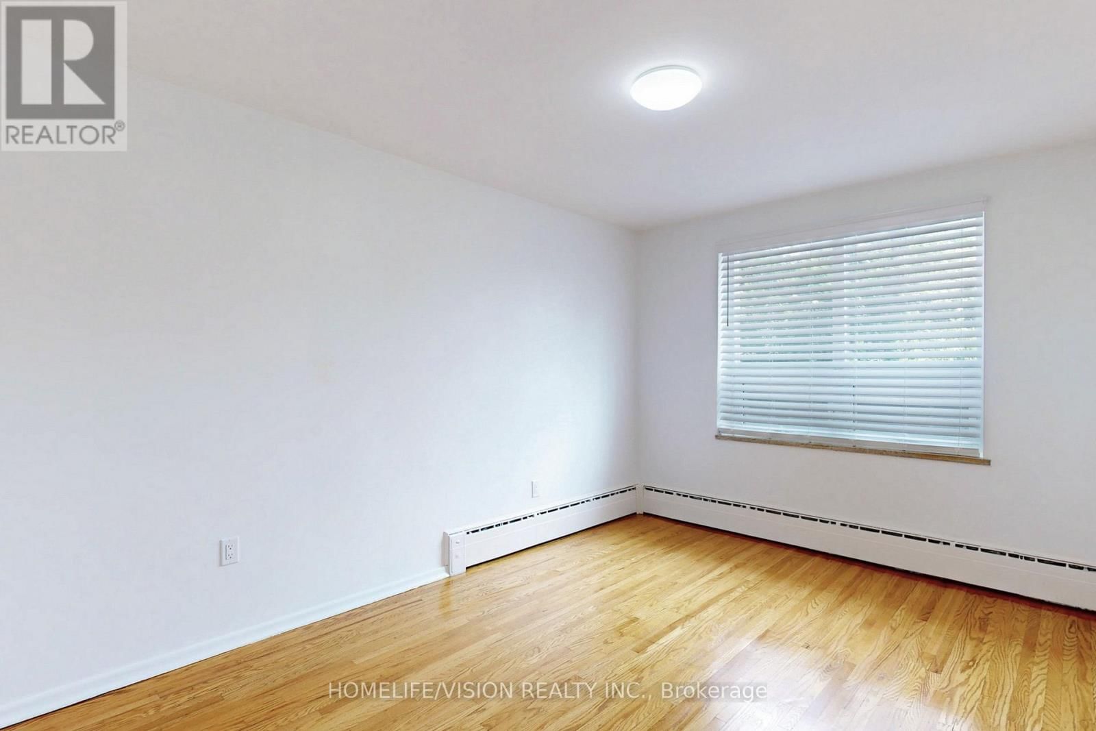 4 - 9901 YONGE STREET Image 25