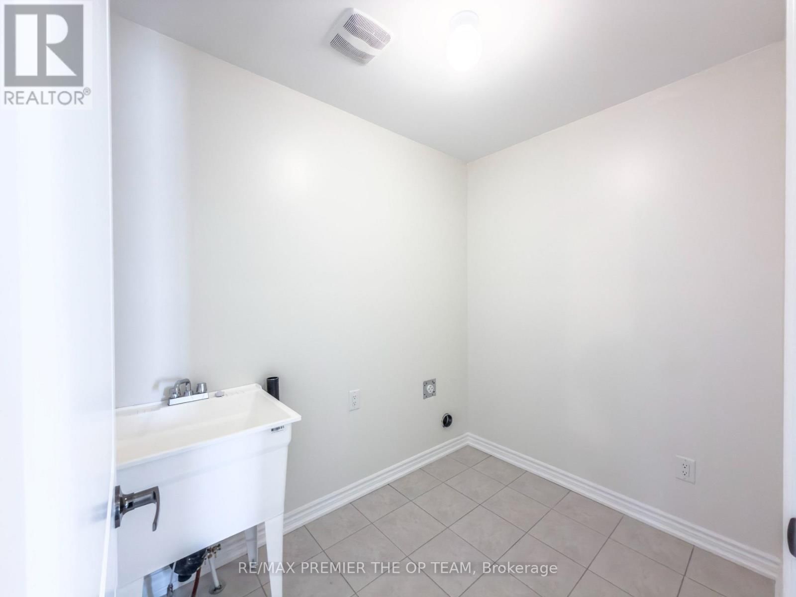 67 LAWRENCE D. PRIDHAM AVENUE Image 21