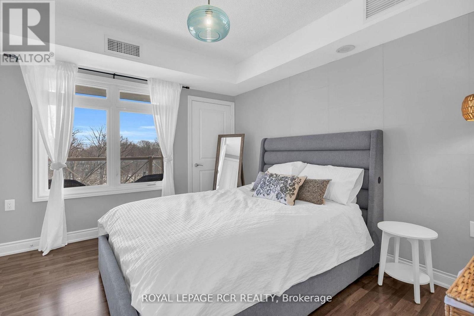 416 - 149 CHURCH STREET Image 26