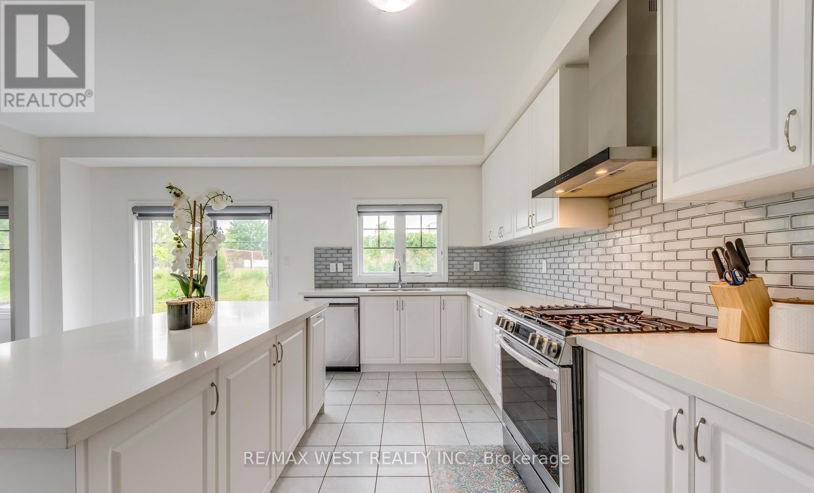 286 DANNY WHEELER BOULEVARD Image 19