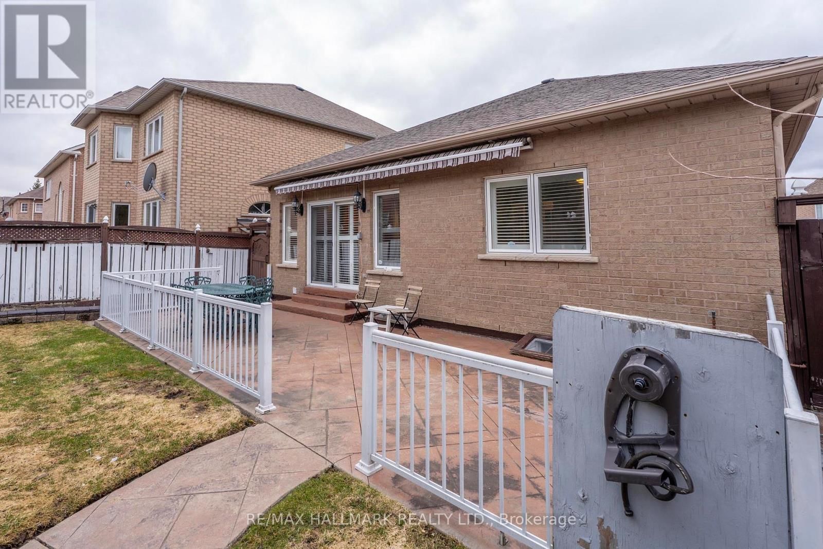 13 BRIAR PATH LANE Image 29