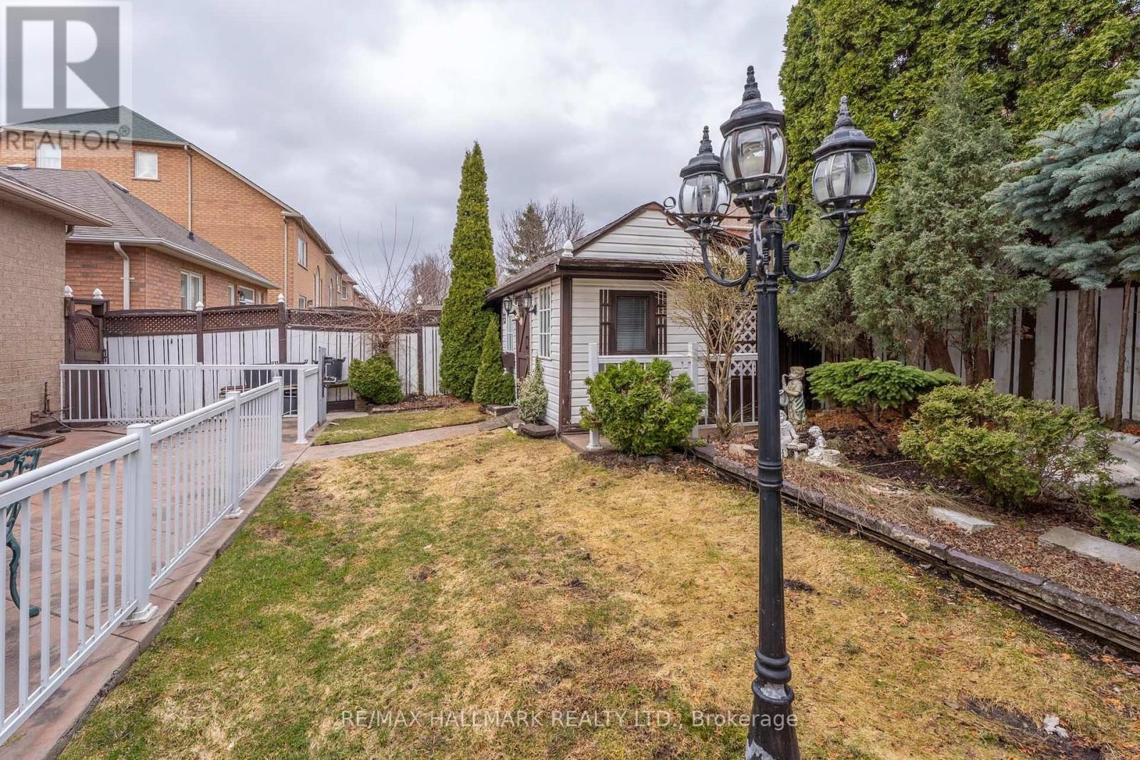 13 BRIAR PATH LANE Image 31