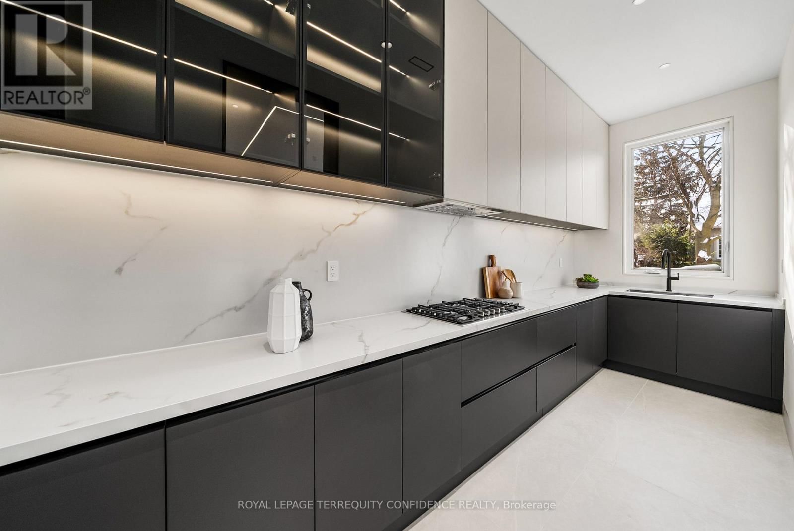 281 KERRYBROOK DRIVE Image 10