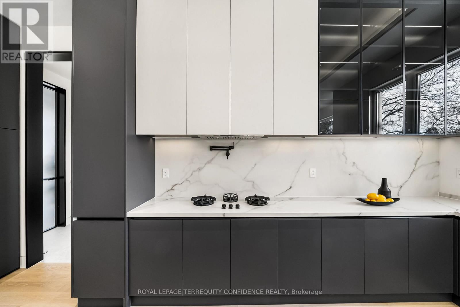 281 KERRYBROOK DRIVE Image 12