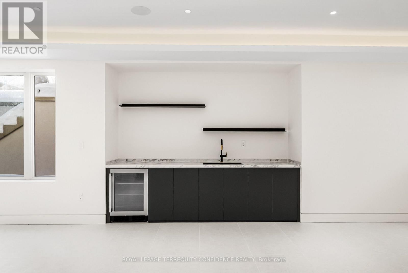 281 KERRYBROOK DRIVE Image 46