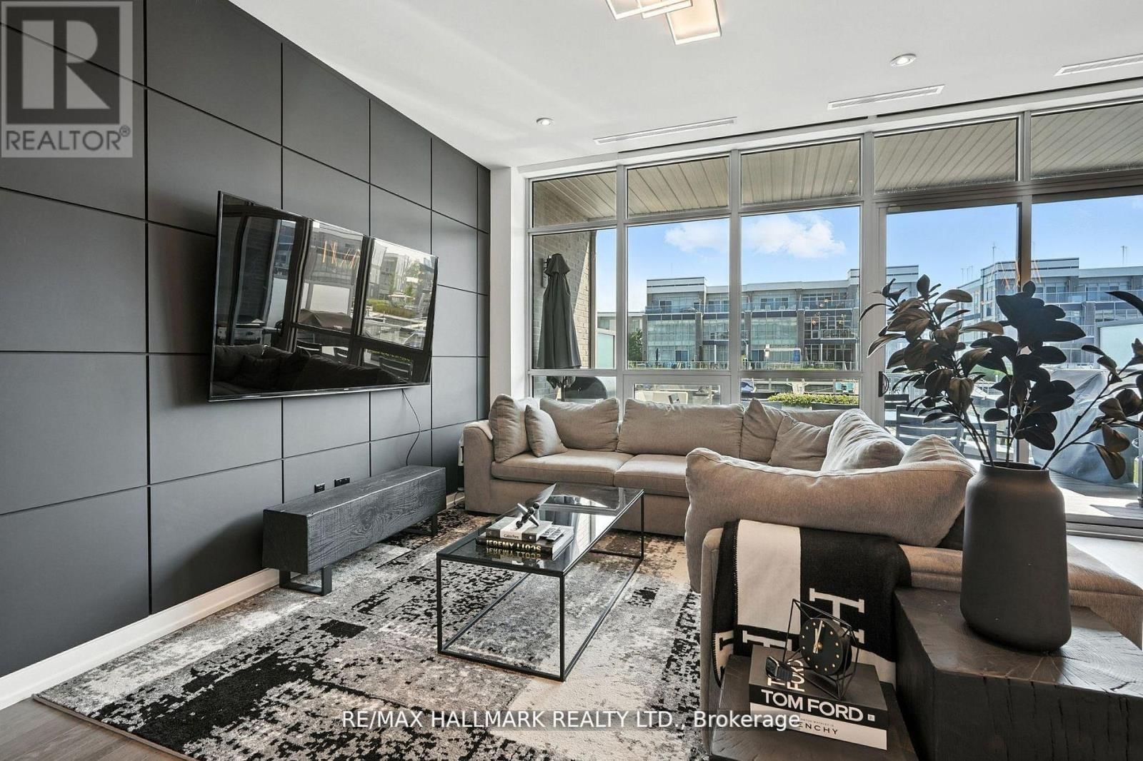 3658 FERRETTI COURT Image 12