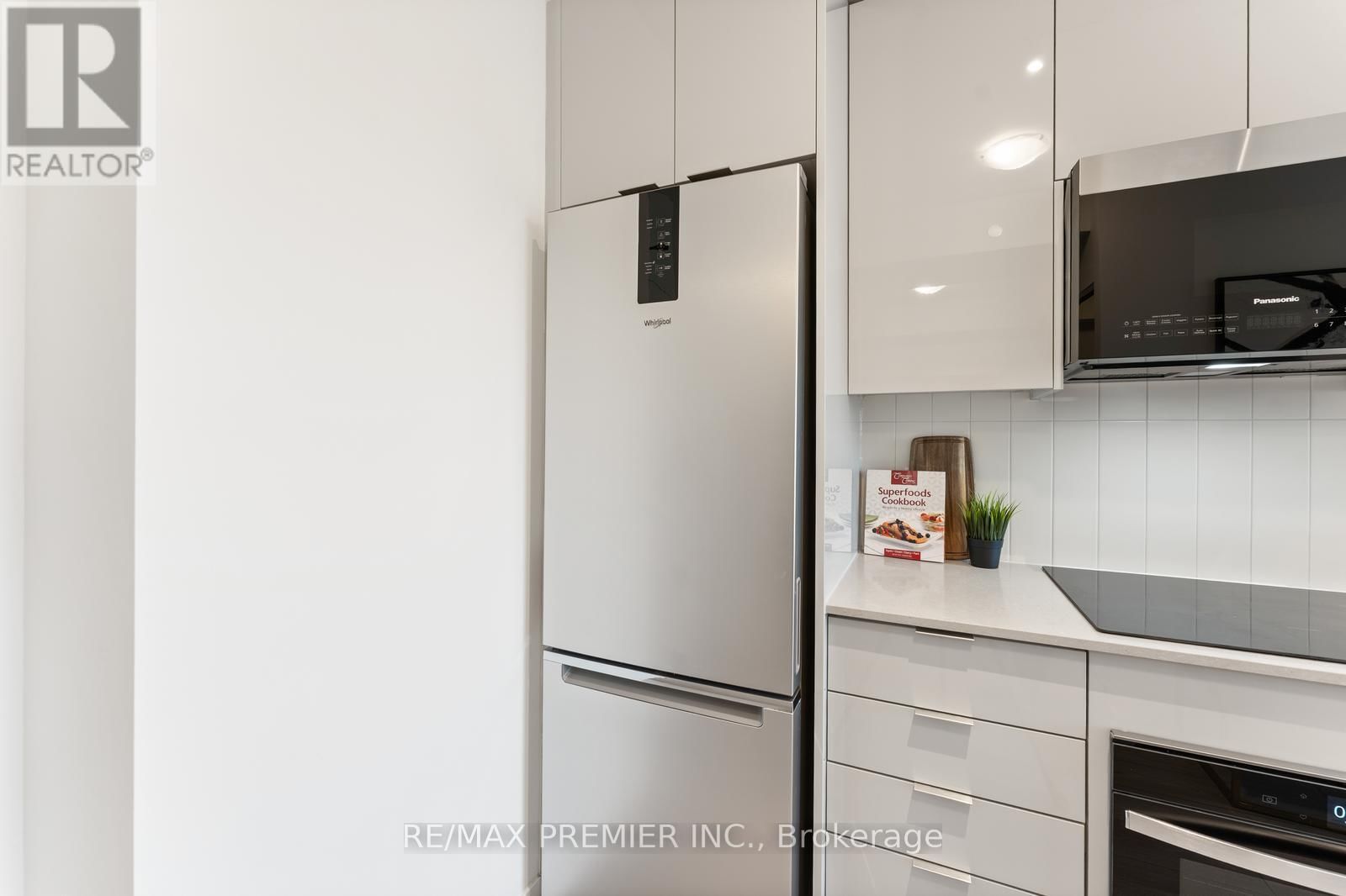 308 - 474 CALDARI ROAD Image 12