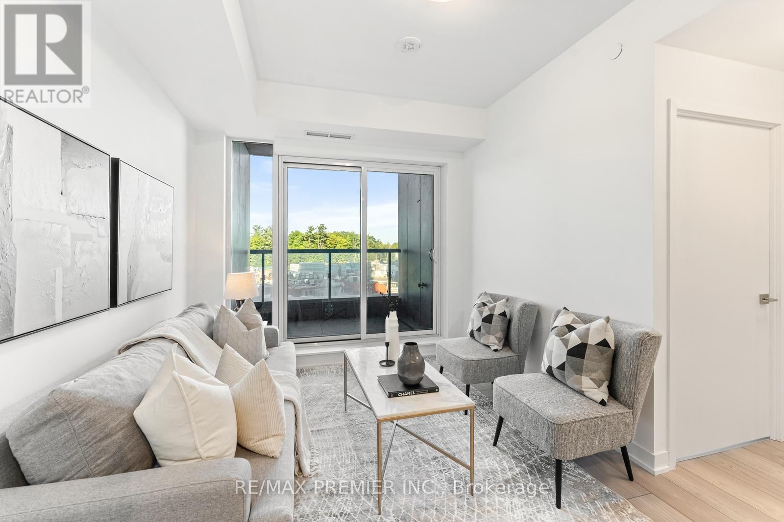 308 - 474 CALDARI ROAD Image 16