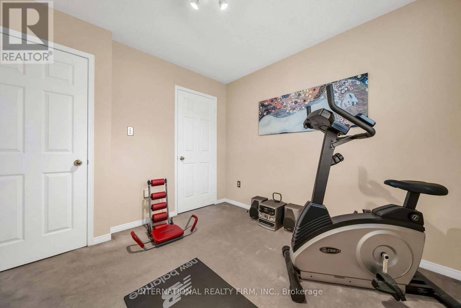 45 NAUGHTON DRIVE Image 26