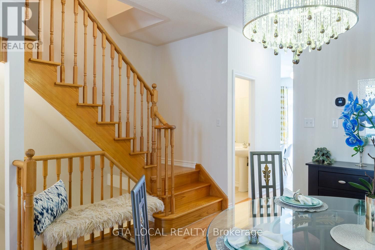 31 - 10 PORTER AVENUE WEST Image 19