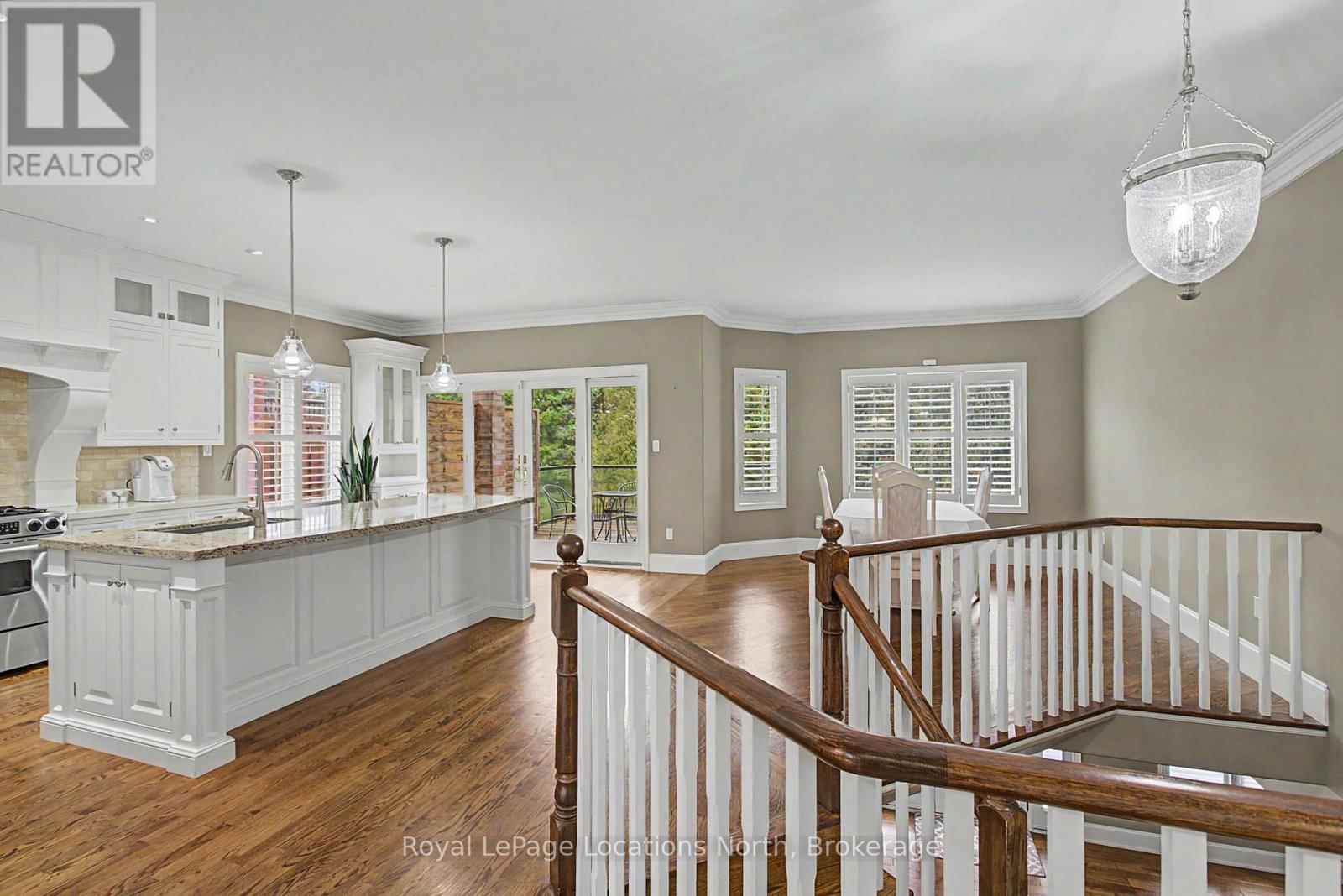 727 MADELINE HEIGHTS NORTH Image 17