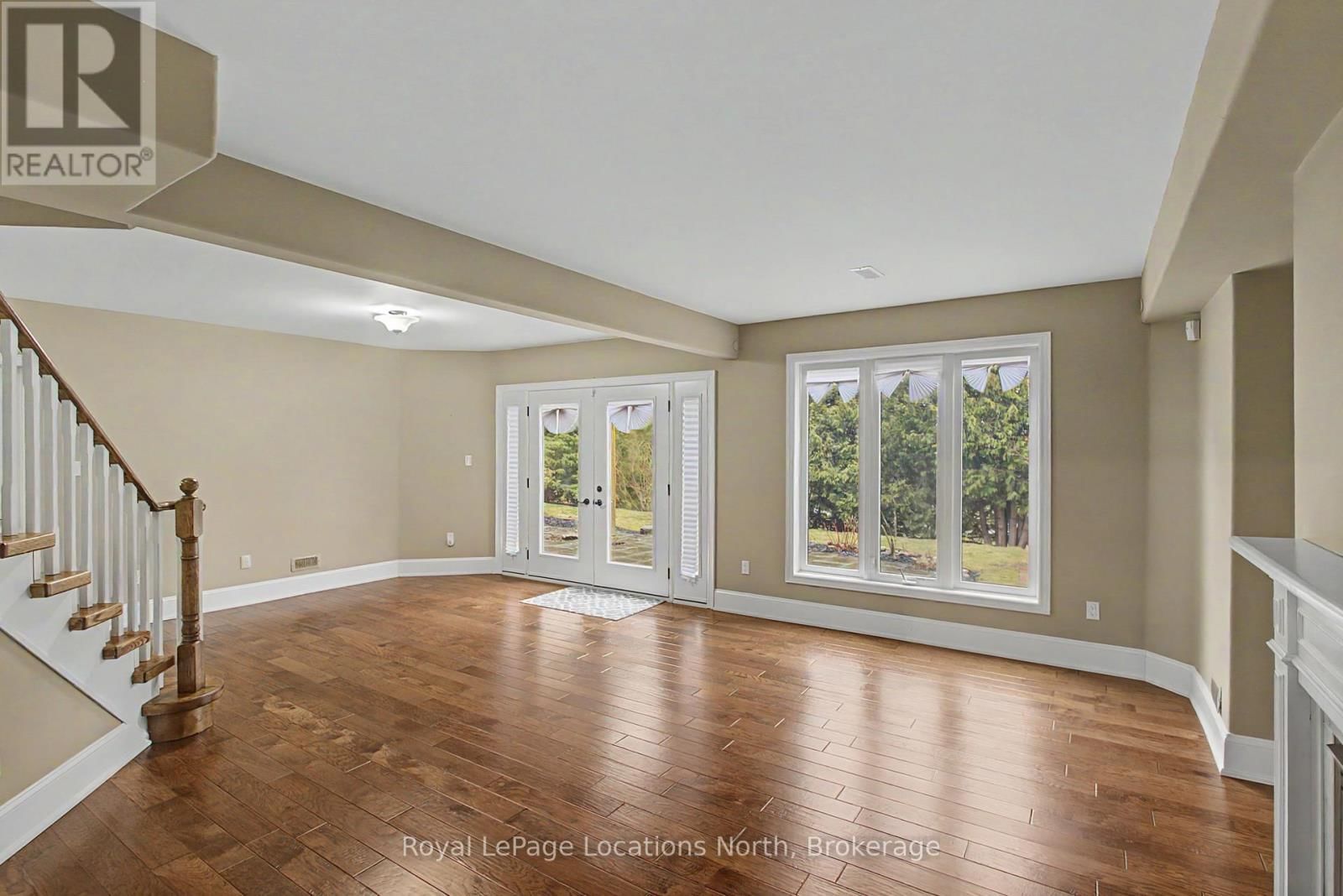 727 MADELINE HEIGHTS NORTH Image 19