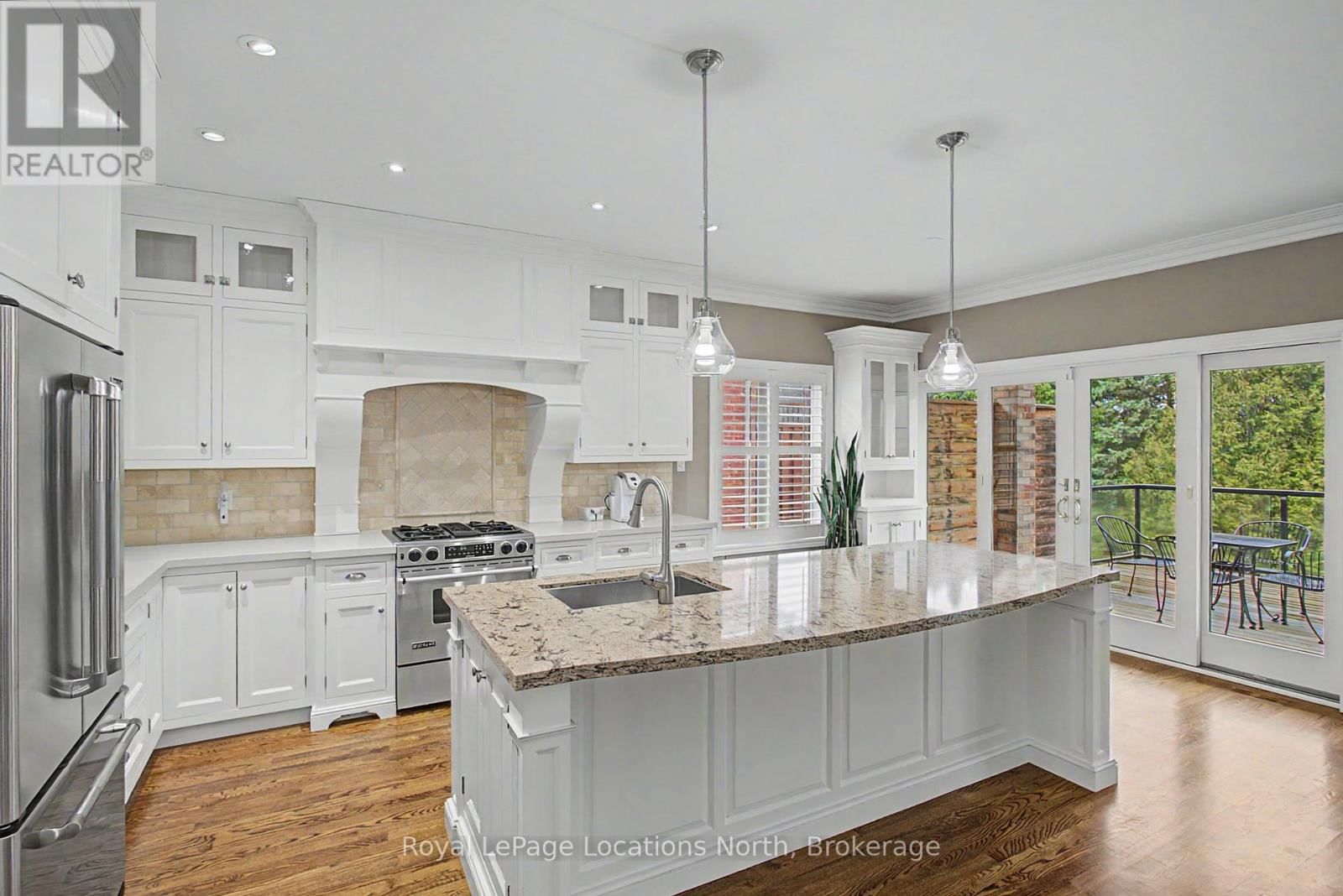 727 MADELINE HEIGHTS NORTH Image 9