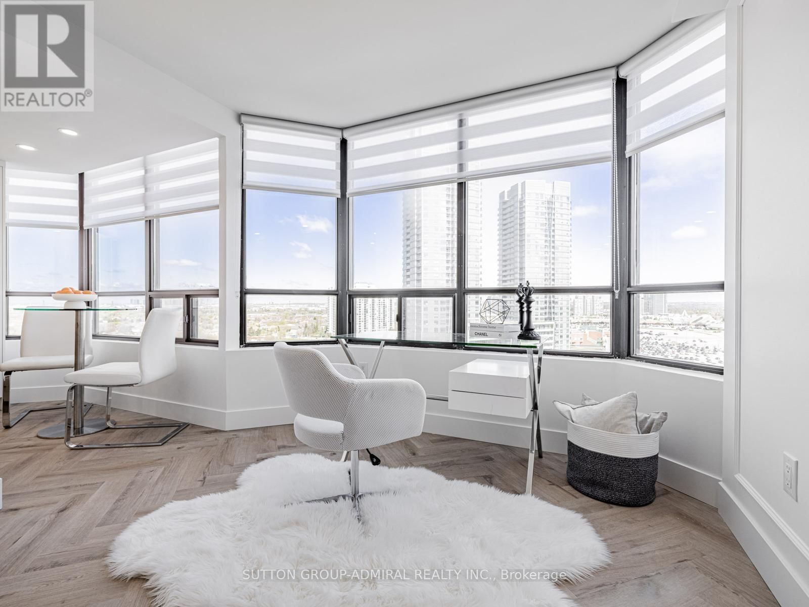 1611 - 7420 BATHURST STREET NORTH Image 15