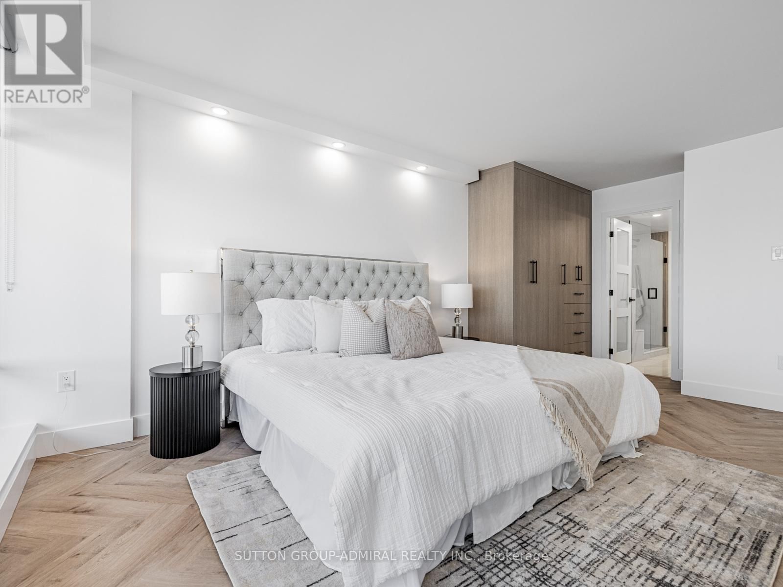 1611 - 7420 BATHURST STREET NORTH Image 18