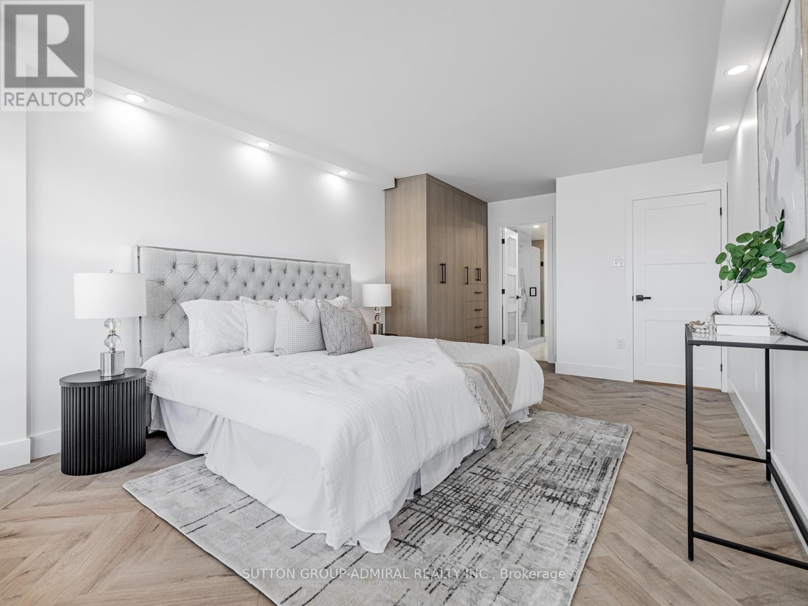 1611 - 7420 BATHURST STREET NORTH Image 19