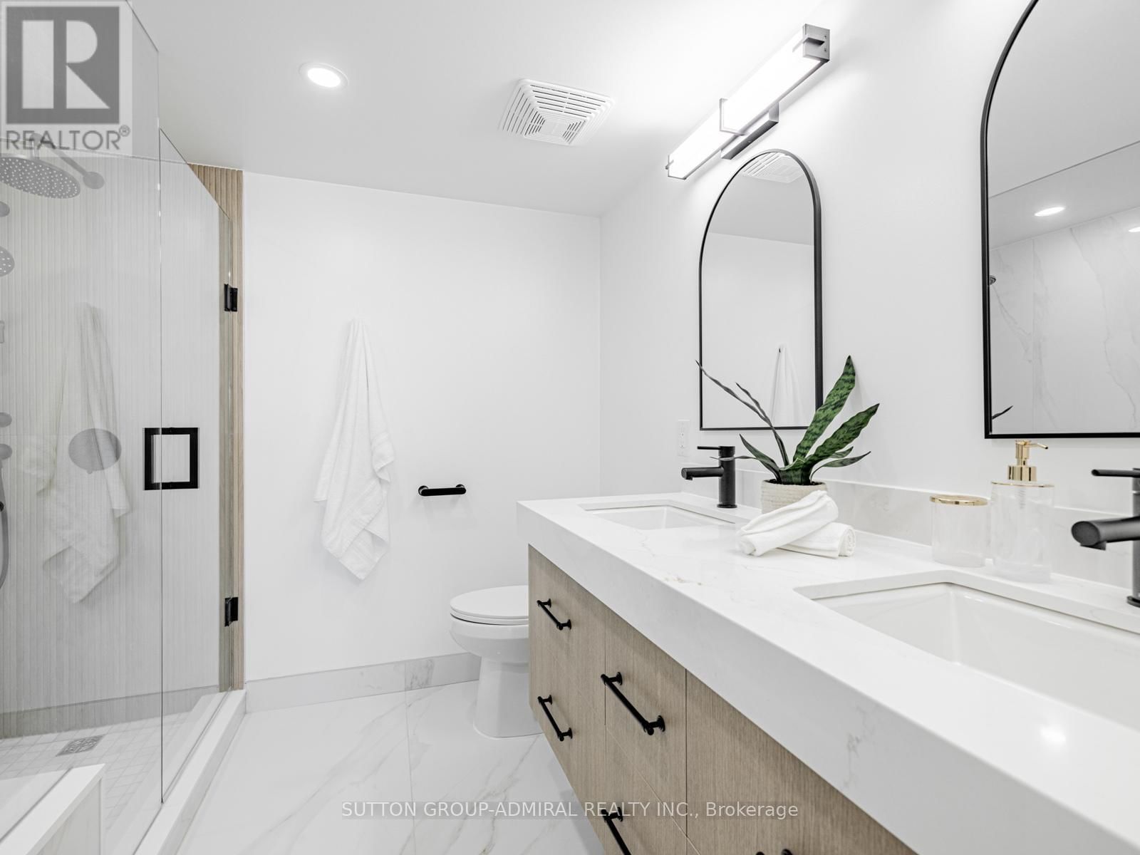 1611 - 7420 BATHURST STREET NORTH Image 20