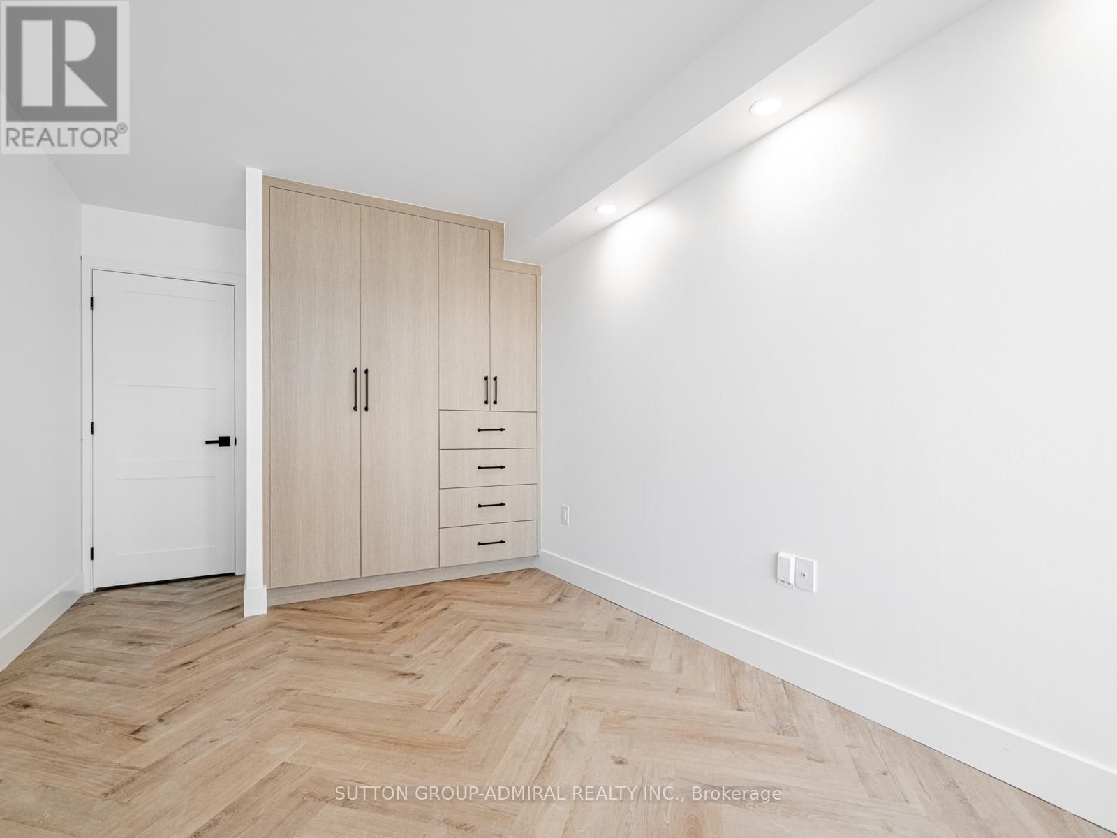 1611 - 7420 BATHURST STREET NORTH Image 23