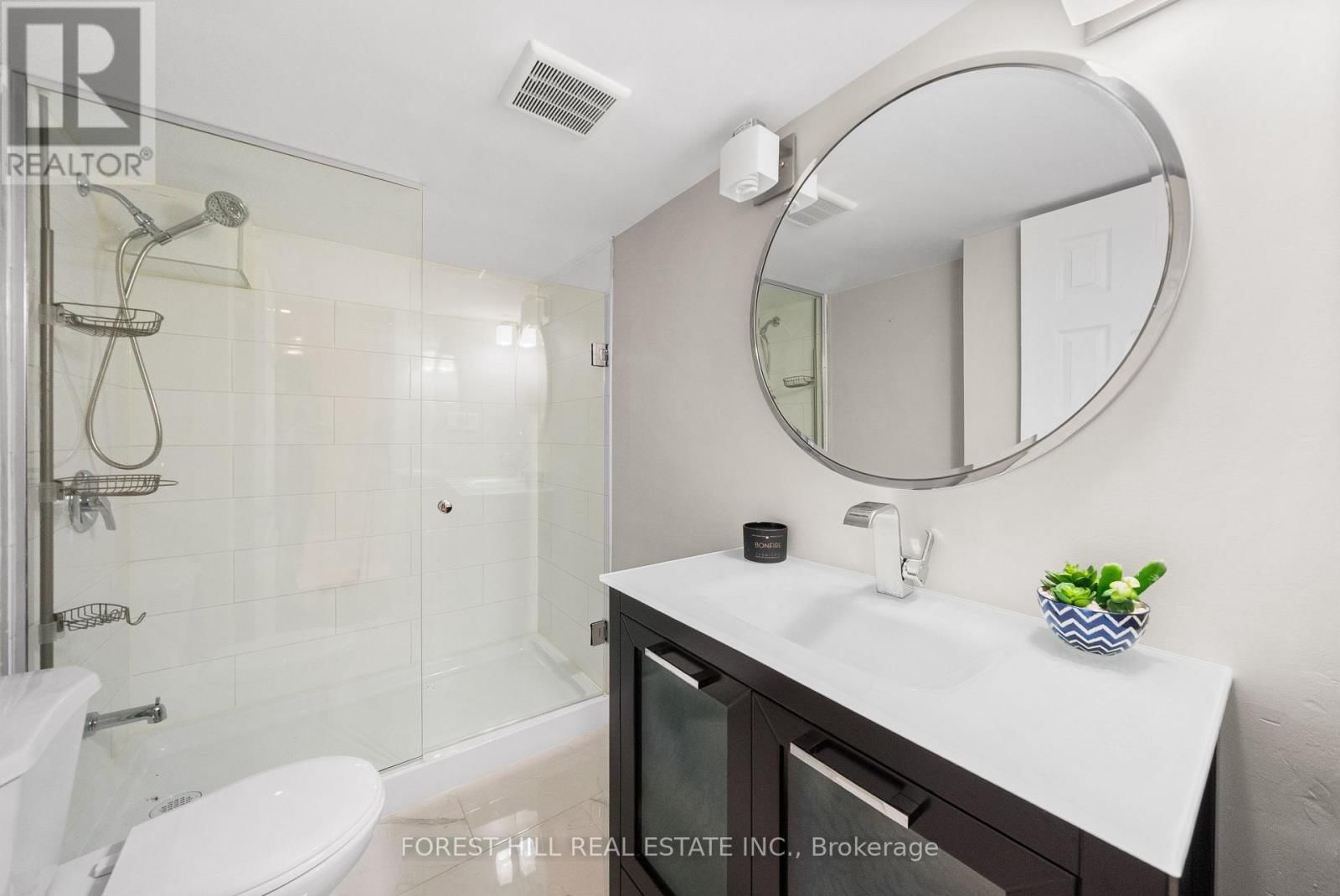 14 VALLEY CRESCENT Image 42