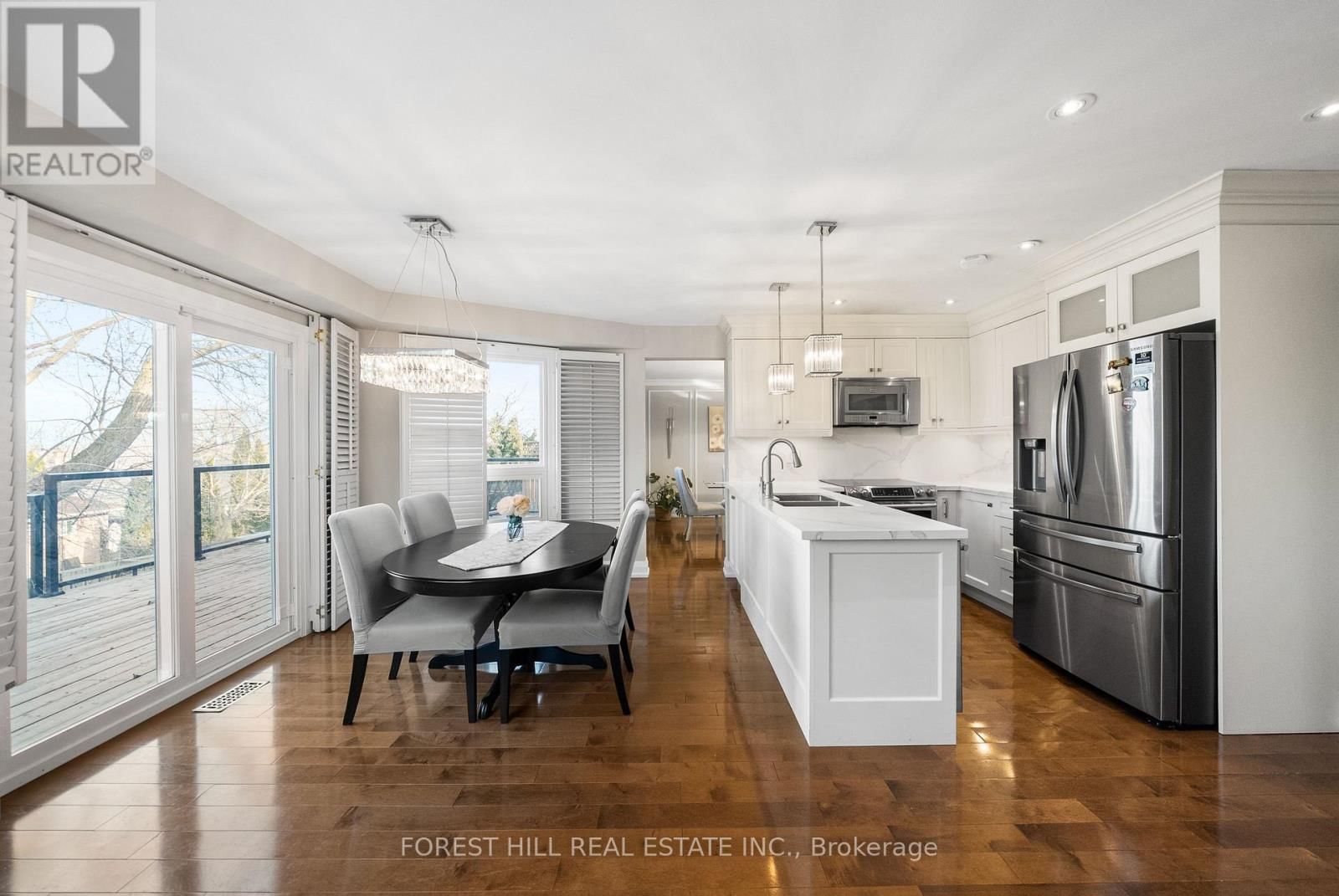 14 VALLEY CRESCENT Image 8