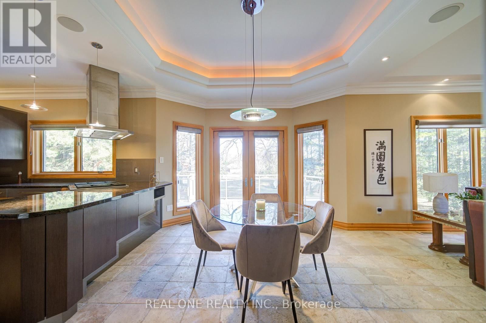 24 MAPLEHYRN AVENUE Image 17