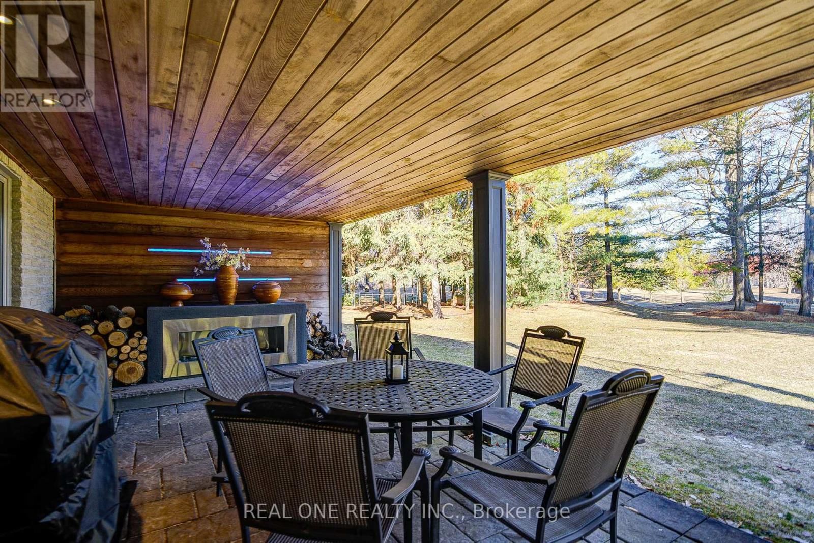 24 MAPLEHYRN AVENUE Image 49