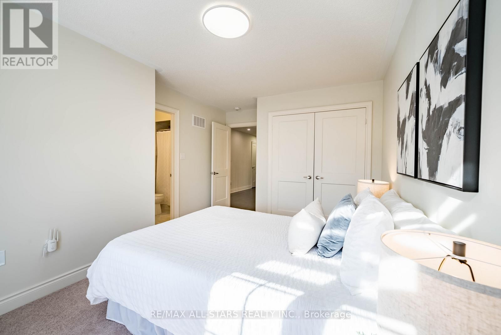 170 FALLHARVEST WAY Image 40