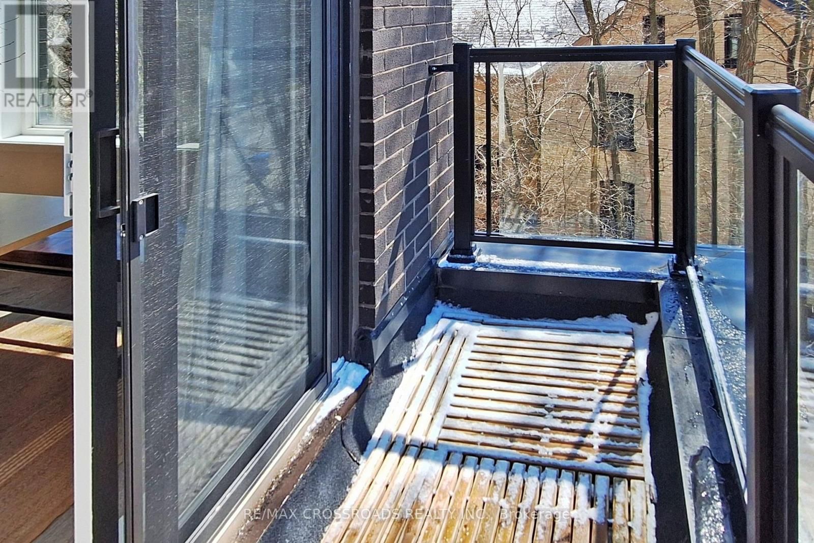 10 - 100 ALEX GARDNER CIRCLE Image 12