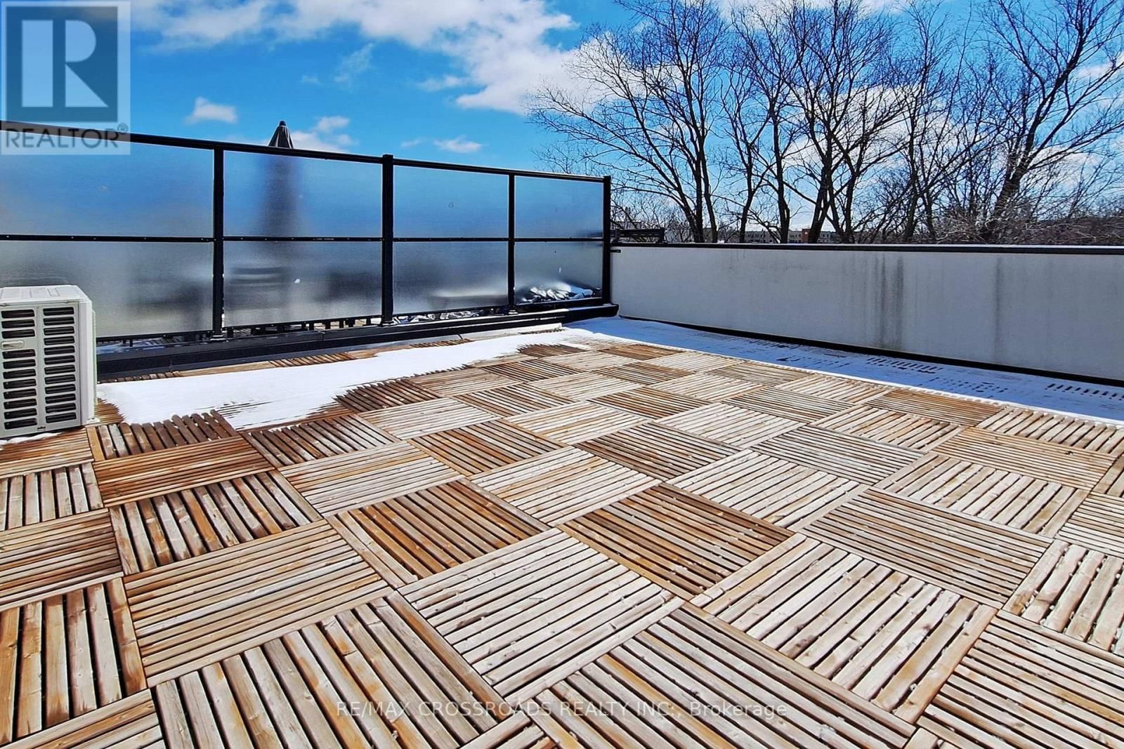 10 - 100 ALEX GARDNER CIRCLE Image 33