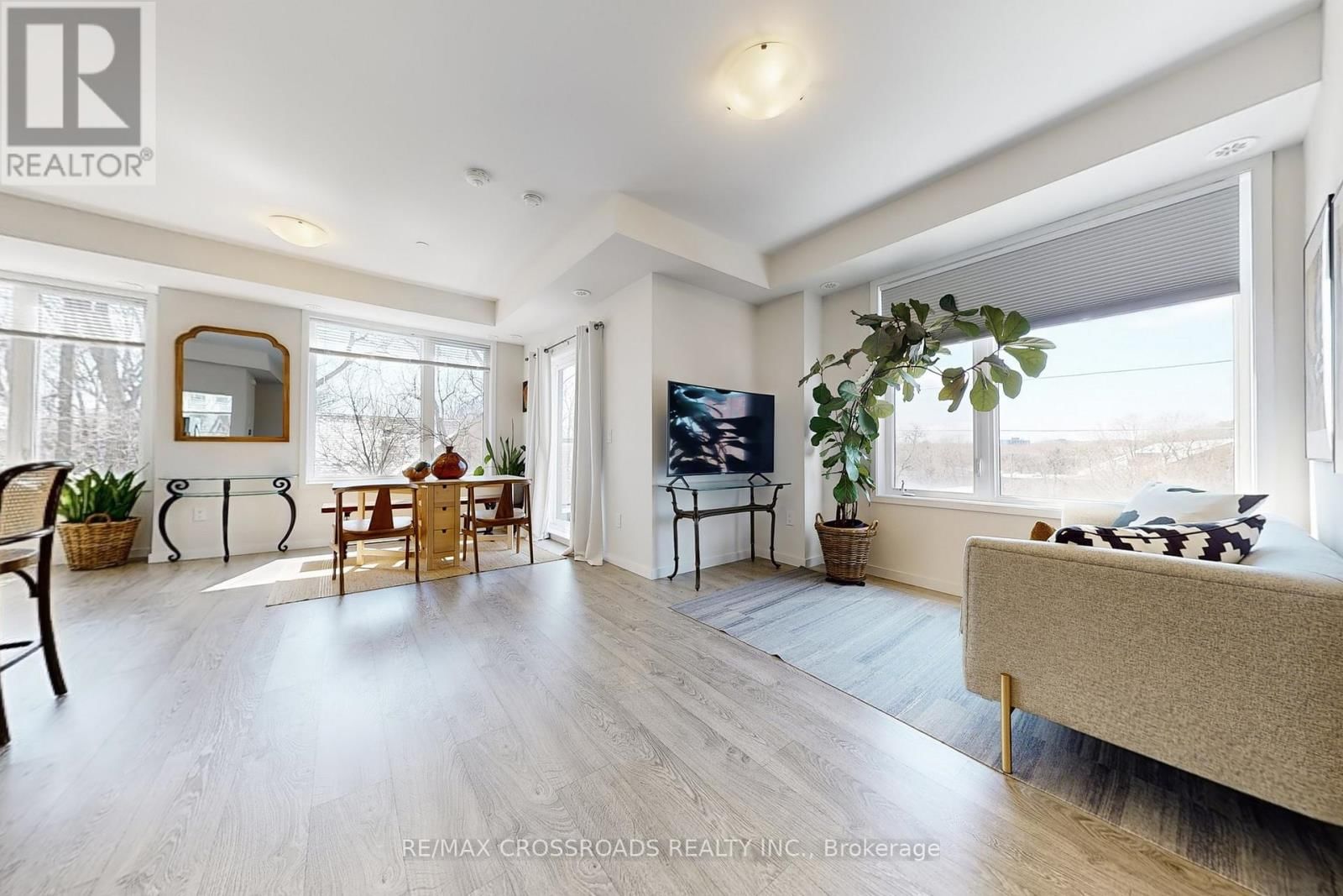 10 - 100 ALEX GARDNER CIRCLE Image 4