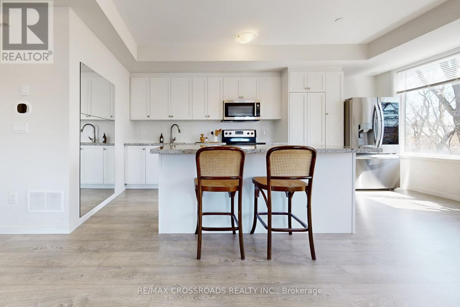 10 - 100 ALEX GARDNER CIRCLE Image 6