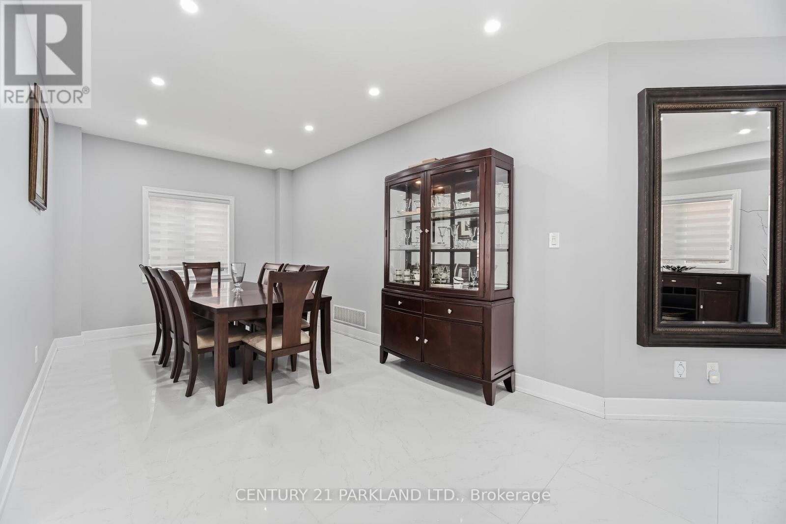 15 JONAS MILLWAY Image 10