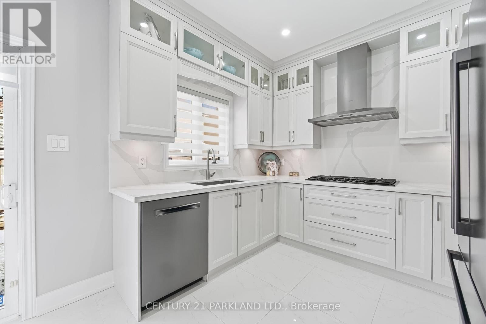 15 JONAS MILLWAY Image 14